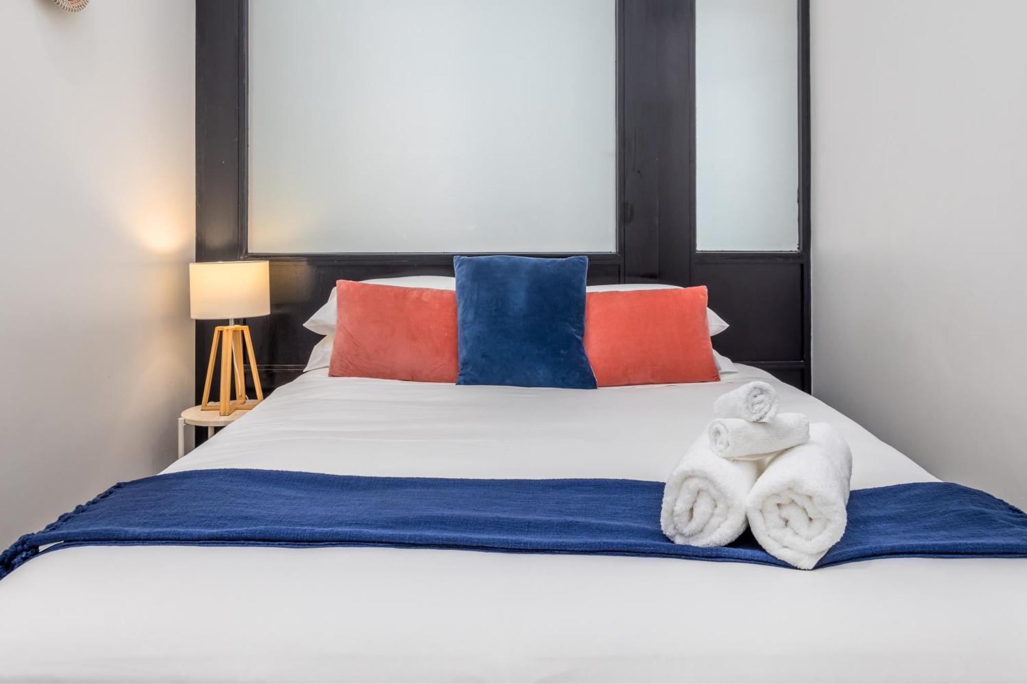 Apartment Luxury Heritage With Free Parking, Pools And Gyms