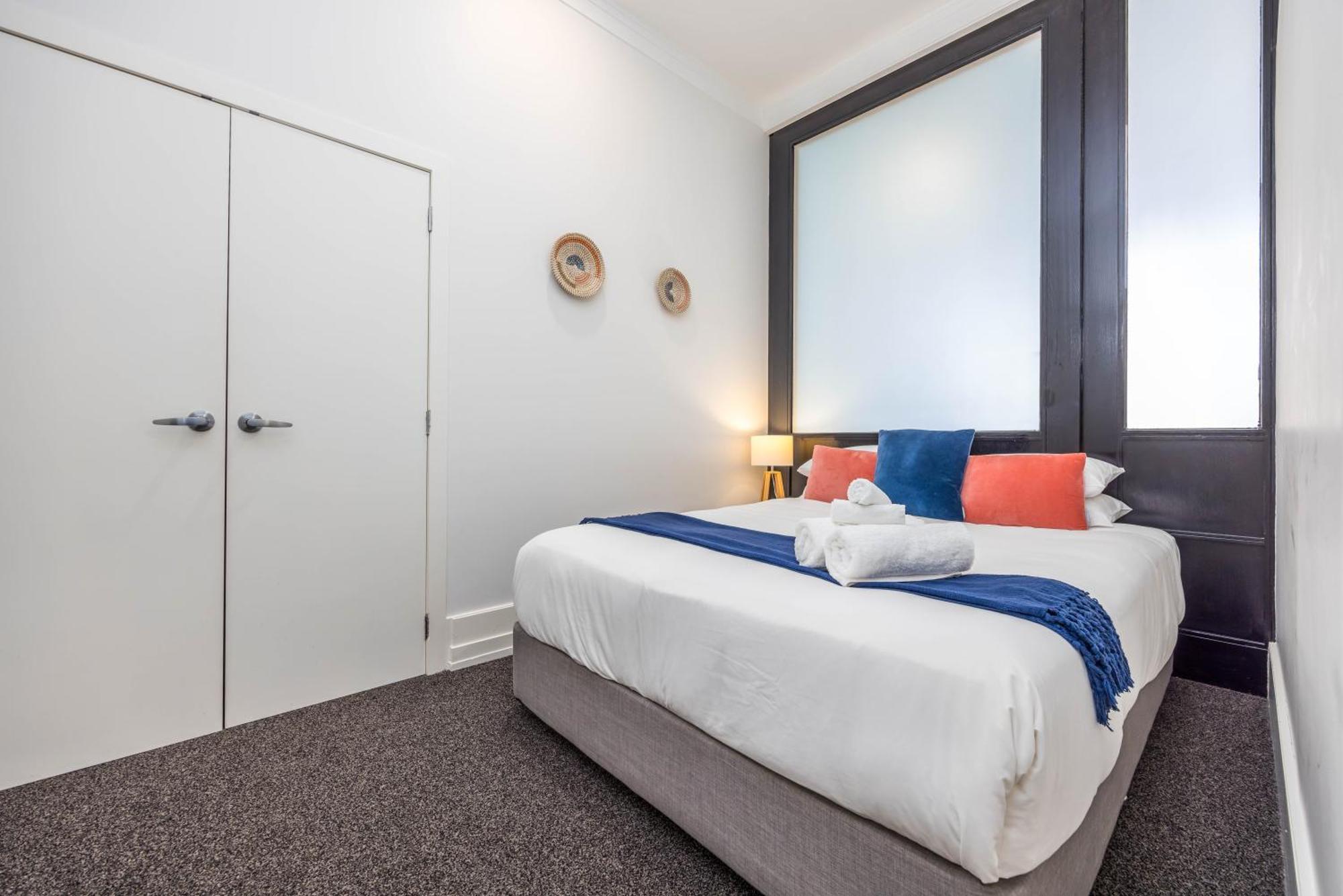 Apartment Luxury Heritage With Free Parking, Pools And Gyms *